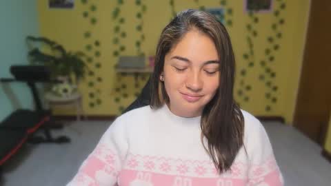 Mia  Wednesday to Sunday 730 am to 1030 am Colombian Hour D online show from 2, 4, 2026