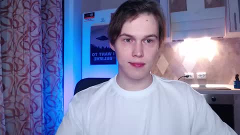 Snapshot of littlesadcabbage chatting on 19, 12, 2025 Sonnenschein online show from 19, 12, 2025