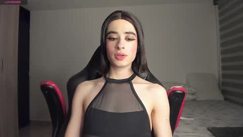 Snapshot of littlesissy_ chatting on 4, 12, 2024 Sofi online show from 4, 12, 2024