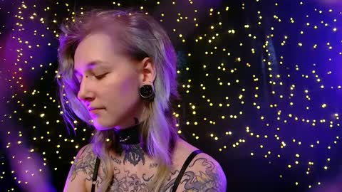 Niki  free tg channel with some photos gifs and info about streams  online show from 12, 2, 2026