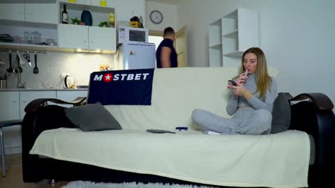 Little Tifany online show from 11, 12, 2024