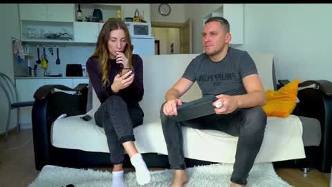 Little Tifany online show from 17, 10, 2025