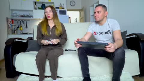 Little Tifany online show from 18, 11, 2025