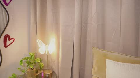 littletammy_ online show from 8, 3, 2026