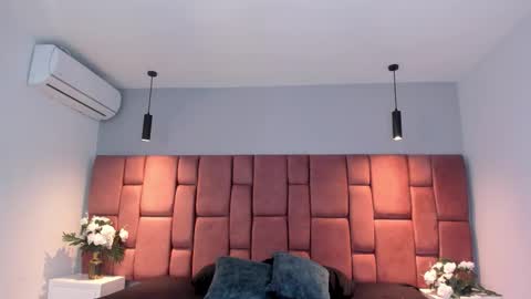 littlevaale online show from 17, 10, 2025