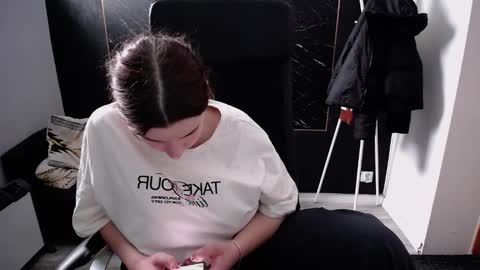 Viki online show from 24, 11, 2025