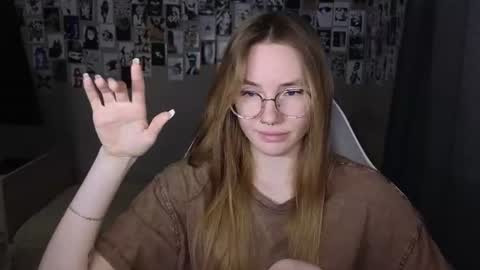 Snapshot of littlevildevil chatting on 9, 6, 2026 Eliana online show from 9, 6, 2026