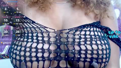 Snapshot of litzy_curly chatting on 18, 2, 2025 Litzy online show from 18, 2, 2025