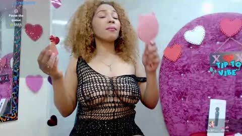 Snapshot of litzy_curly chatting on 2, 10, 2025 Litzy online show from 2, 10, 2025
