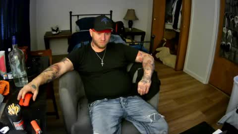 Snapshot of livingpuddle chatting on 5, 5, 2026 livingpuddle online show from 5, 5, 2026