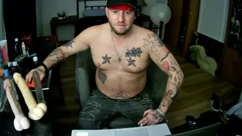 Snapshot of livingpuddle chatting on 7, 5, 2026 livingpuddle online show from 7, 5, 2026