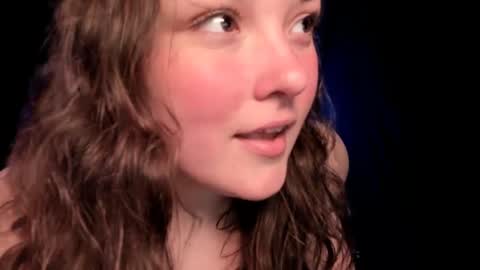 Snapshot of livinsubspace chatting on 21, 9, 2025 Liv online show from 21, 9, 2025