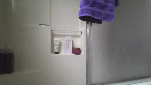 Snapshot of livmirage chatting on 4, 1, 2025 Liv Mirage online show from 4, 1, 2025