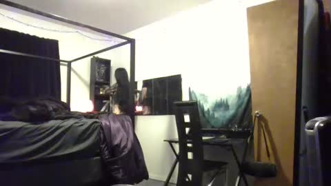 Snapshot of livmirage chatting on 10, 1, 2025 Liv Mirage online show from 10, 1, 2025