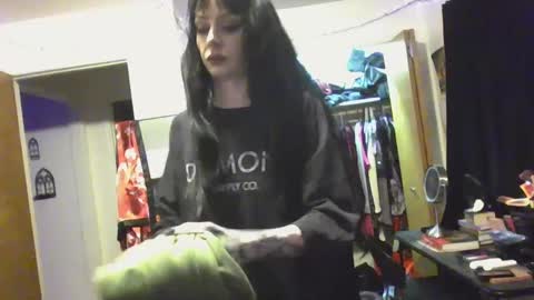 Snapshot of livmirage chatting on 19, 1, 2025 Liv Mirage online show from 19, 1, 2025