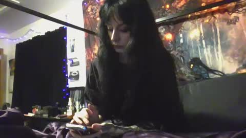 Snapshot of livmirage chatting on 1, 2, 2025 Liv Mirage online show from 1, 2, 2025