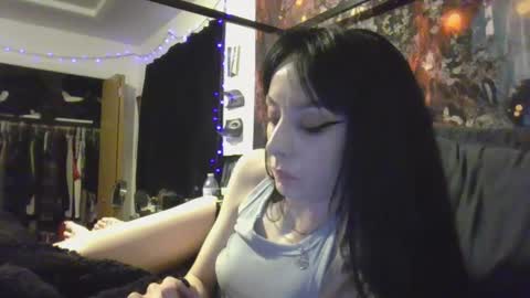 Snapshot of livmirage chatting on 13, 2, 2025 Liv Mirage online show from 13, 2, 2025