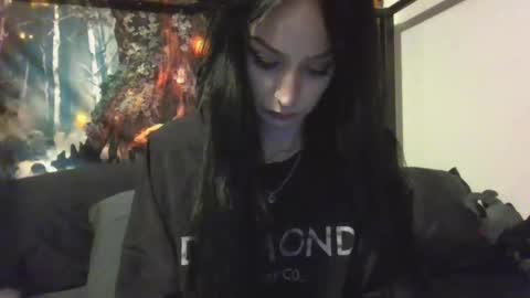 Snapshot of livmirage chatting on 5, 3, 2025 Liv Mirage online show from 5, 3, 2025