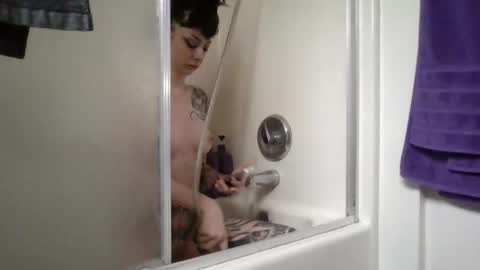 Snapshot of livmirage chatting on 30, 10, 2025 Liv Mirage online show from 30, 10, 2025