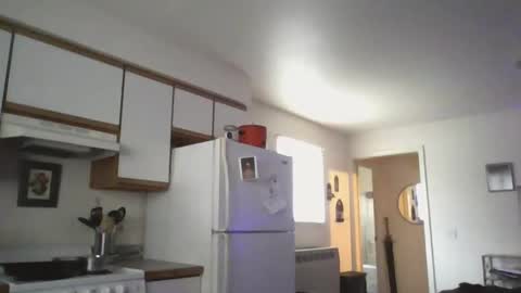 Snapshot of livmirage chatting on 17, 11, 2025 Liv Mirage online show from 17, 11, 2025