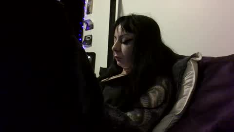 Snapshot of livmirage chatting on 21, 11, 2025 Liv Mirage online show from 21, 11, 2025