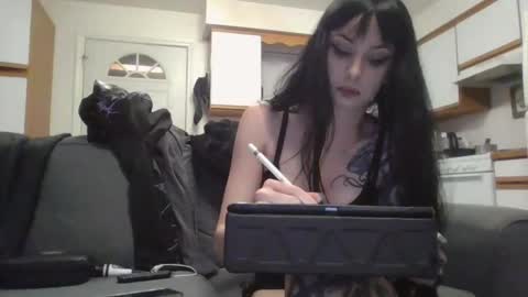 Snapshot of livmirage chatting on 1, 12, 2025 Liv Mirage online show from 1, 12, 2025