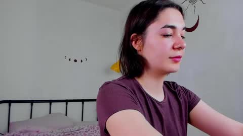 liyaflyhigh online show from 13, 5, 2026