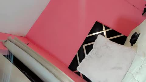 liyenpain01 online show from 11, 4, 2026