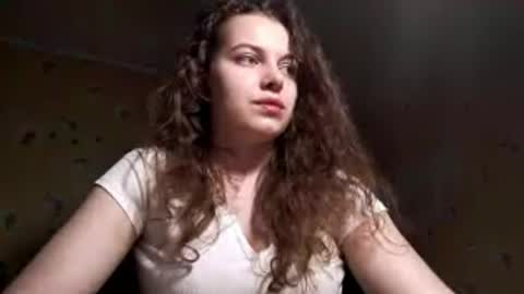 Molly online show from 14, 4, 2026