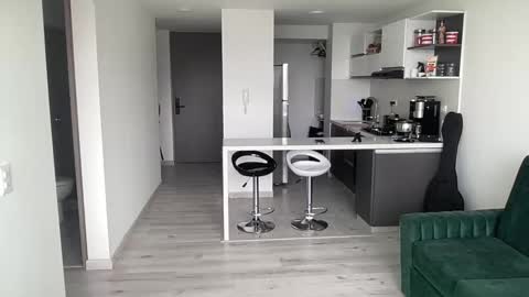 Snapshot of lizambarr chatting on 4, 11, 2025 Lizeth online show from 4, 11, 2025