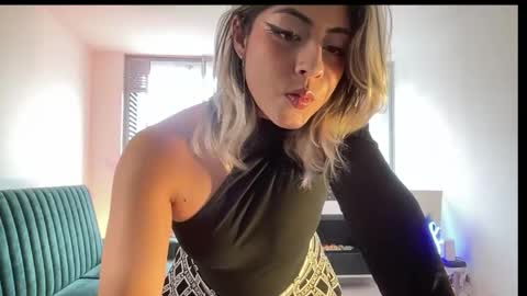 Snapshot of lizambarr chatting on 27, 11, 2025 Lizeth online show from 27, 11, 2025