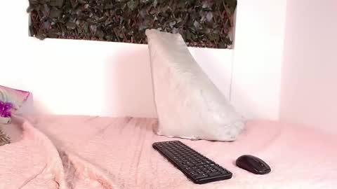 Liz Becker online show from 3, 12, 2024