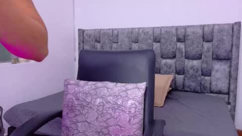 Snapshot of lizbeth_ross chatting on 20, 9, 2025 LIZBETH ROSS online show from 20, 9, 2025