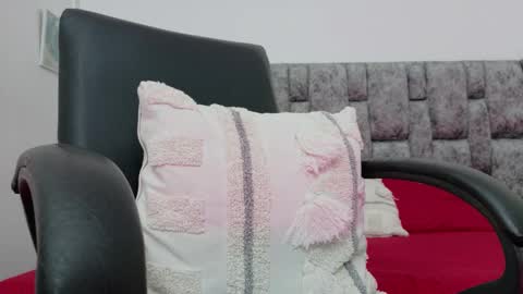 Snapshot of lizbeth_ross chatting on 22, 11, 2025 LIZBETH ROSS online show from 22, 11, 2025