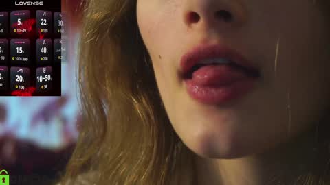 Snapshot of lizbethcoll chatting on 5, 12, 2024 Sunnheart online show from 5, 12, 2024