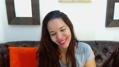 L I Z  E T H   online show from 21, 12, 2025