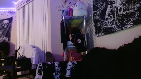 Lizz  online show from 21, 9, 2025