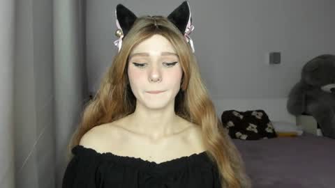 lizza_a online show from 9, 4, 2026