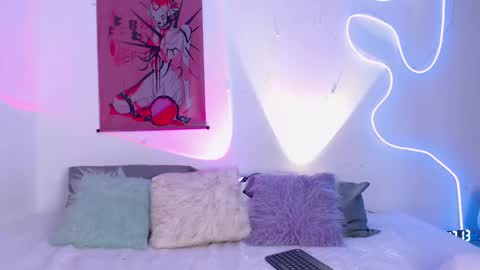 Lizza Scott online show from 3, 2, 2025