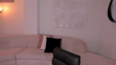 Lizz online show from 19, 10, 2025