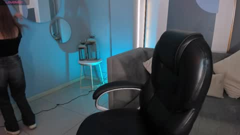 Lizz online show from 30, 11, 2025