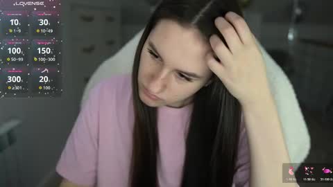 Lizi-Fox online show from 19, 12, 2025