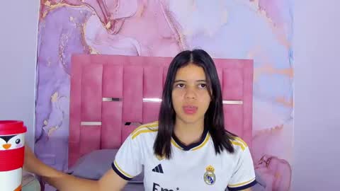 Snapshot of lizzmartin chatting on 19, 12, 2024 Sweet Lizz online show from 19, 12, 2024