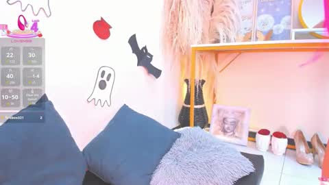 Lizzy  online show from 12, 10, 2025
