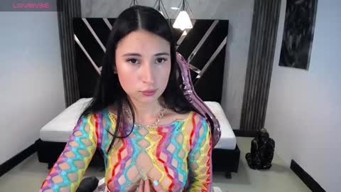 Lizzy SCHEDULE BROADCASTING Monday-Saturday 11am4pm Colombia online show from 5, 2, 2025