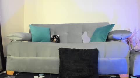 Snapshot of lizzyroses chatting on 13, 10, 2025 Elizabeth but call me Lizz online show from 13, 10, 2025