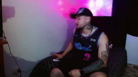 lliamm 2 online show from 17, 11, 2025