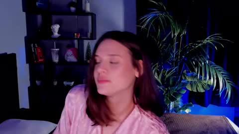 Snapshot of llkadream chatting on 7, 3, 2025 Arina online show from 7, 3, 2025