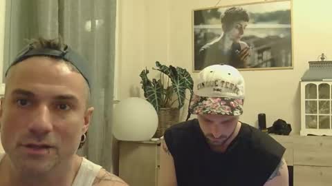 Zzzmax online show from 9, 1, 2026