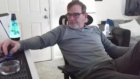 Snapshot of lngdickdaddy chatting on 18, 1, 2026 LongDick Daddy online show from 18, 1, 2026